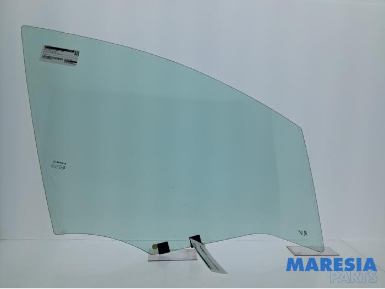 Renault - Clio - Door window 4-door, front right