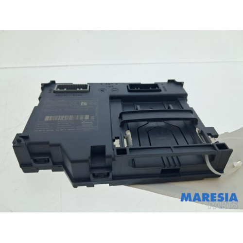 Renault - Clio - Card reader (lock)