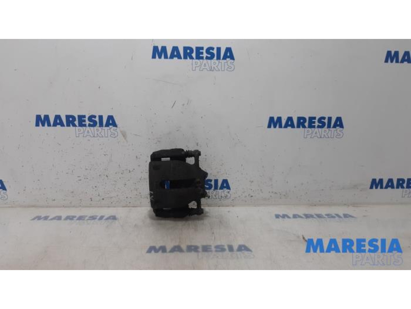 Renault - Kangoo - Front brake calliper, left