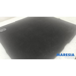 Renault - Clio - Floor panel load area