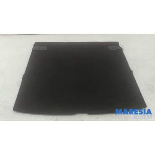 Renault - Clio - Floor panel load area