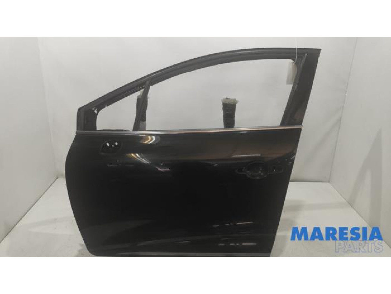 Renault - Clio - Door 4-door, front left
