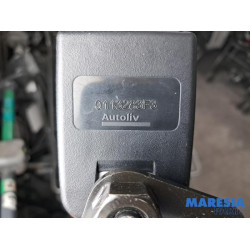 Peugeot - RCZ - Rear seatbelt buckle, centre