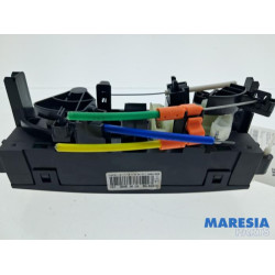 Peugeot - 207 - Panneau de commandes chauffage