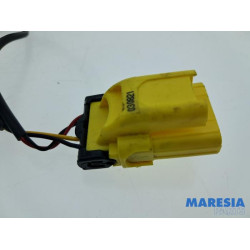 Opel - Movano - Gordelspanner links