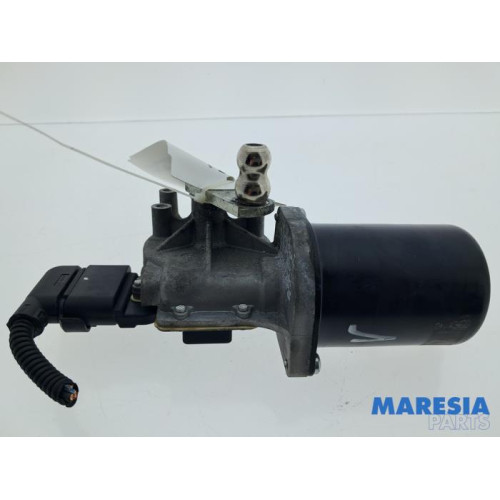 Opel - Movano - Moteur essuie-glace avant