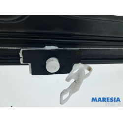 Opel - Movano - Fenstermechanik 2-türig rechts vorne