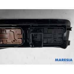 Peugeot - 207 - Commande toit escamotable
