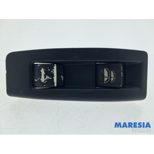 Peugeot - 207 - Commande toit escamotable