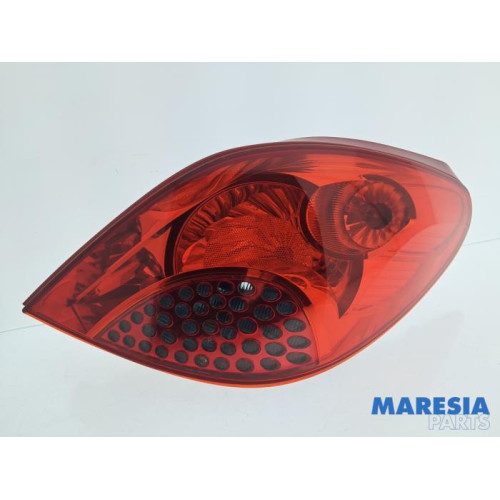 Peugeot - 207 - Taillight, right