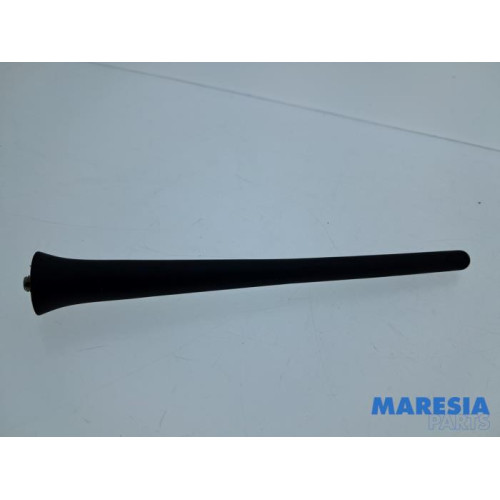 Opel - Movano - Antenne