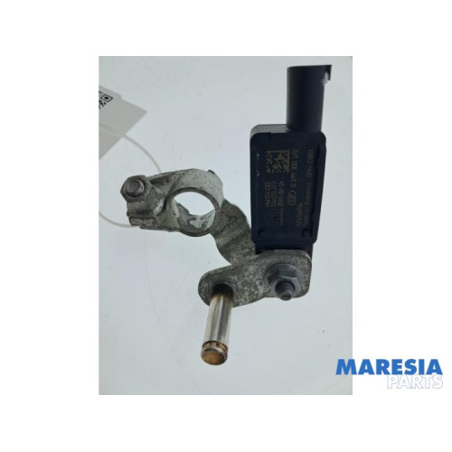 Opel - Movano - Accu sensor