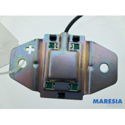 Opel - Movano - Antenna Amplifier