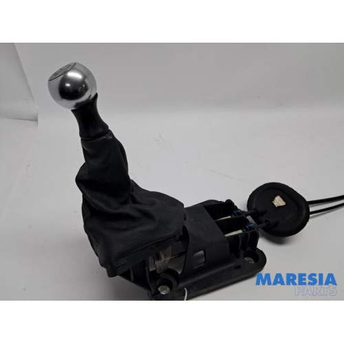 Peugeot - 207 - Gear stick
