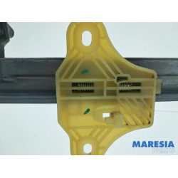 Renault - Clio - Window mechanism 4-door, front right