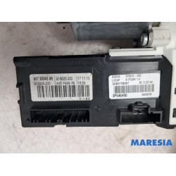 Renault - Megane - Window mechanism 2-door, front right