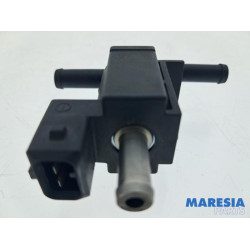 Renault - Clio - Turbo pressure regulator