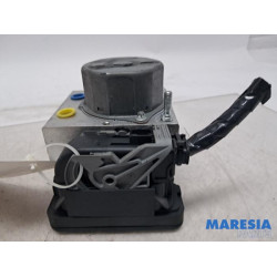 Renault - Clio - ABS pump