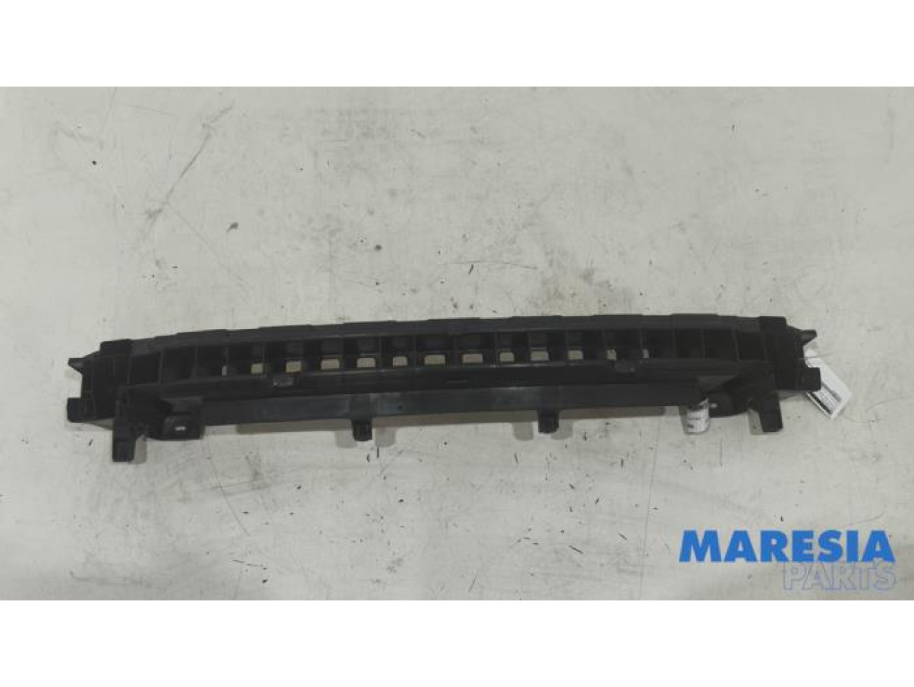 Renault - Clio - Bumperframe achter
