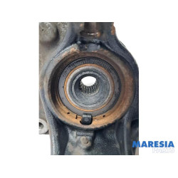 Peugeot - 208 - Achsschenkel links vorne