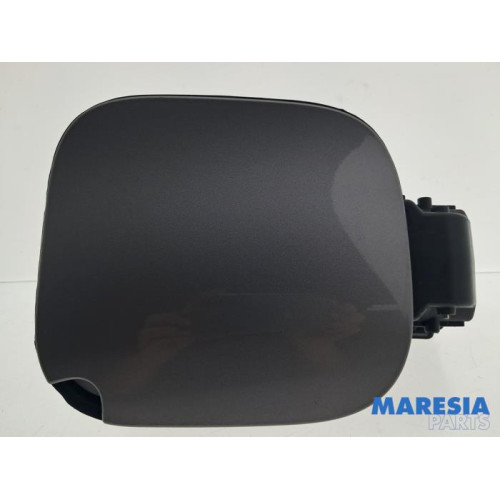 Renault - Captur - Tank cap cover