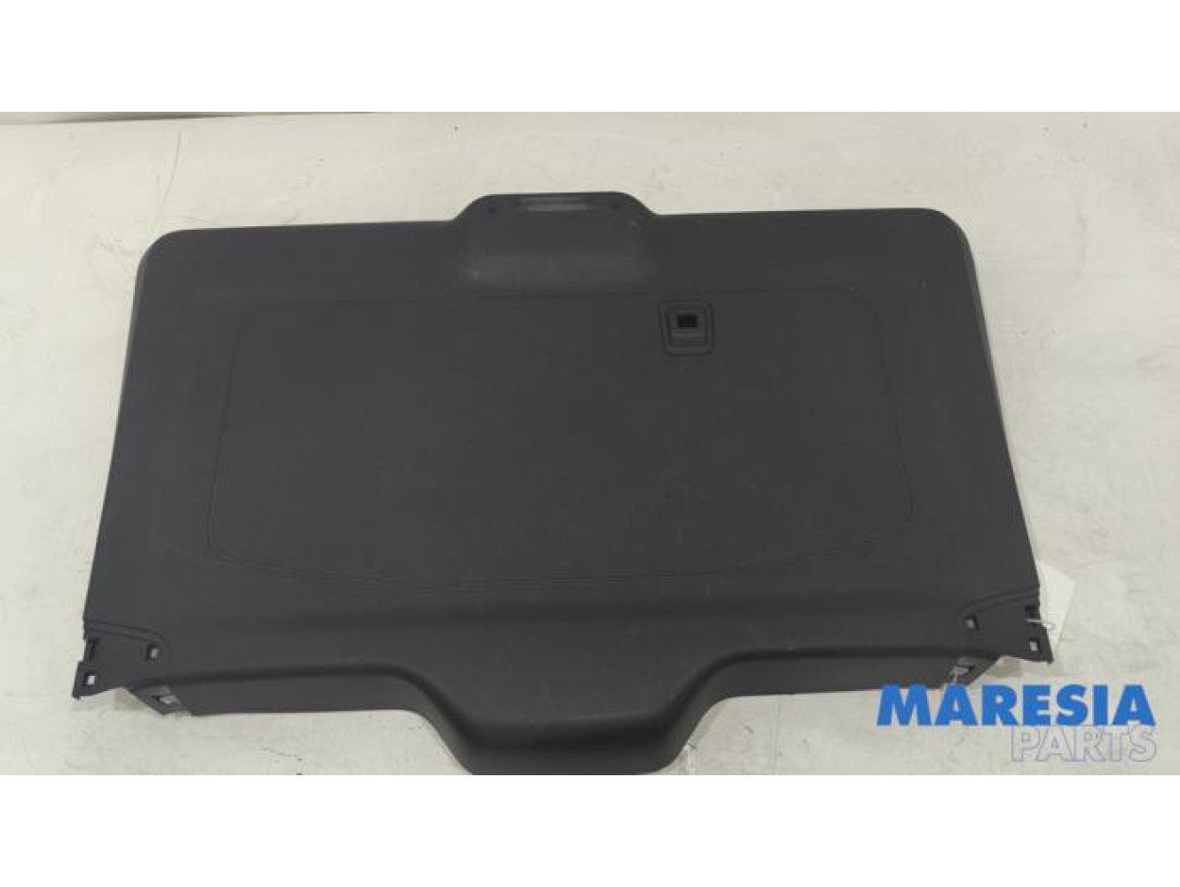 Opel - Vivaro - Tailgate trim