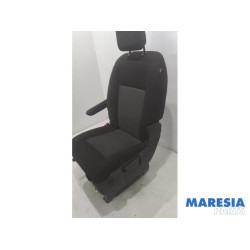 Opel - Vivaro - Seat, left