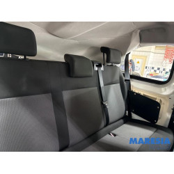 Opel - Vivaro - Rear bench seat