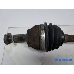 Peugeot - 207 - Antriebswelle links vorne