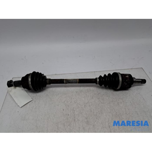 Peugeot - 207 - Antriebswelle links vorne
