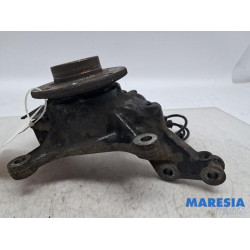 Renault - Captur - Knuckle, front right