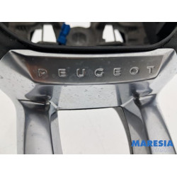 Peugeot - 208 - Steering wheel