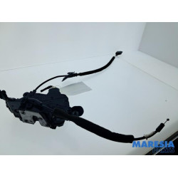 Renault - Captur - Door lock mechanism 4-door, front left
