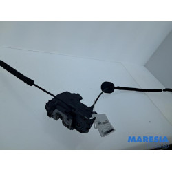 Renault - Captur - Rear door mechanism 4-door, right