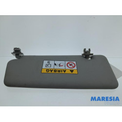 Renault - Captur - Sun visor