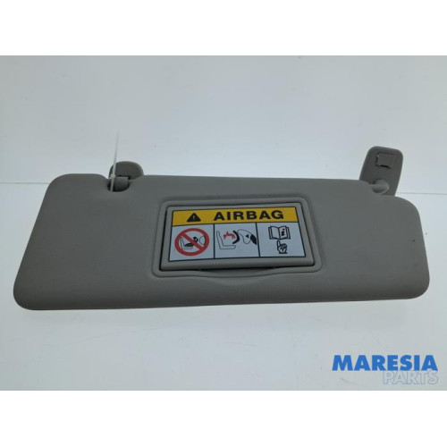 Renault - Captur - Sun visor
