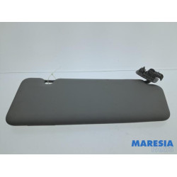 Renault - Captur - Sun visor