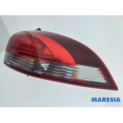 Renault - Clio - Taillight, right