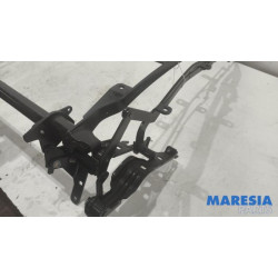 Renault - Megane - Convertible top hinge
