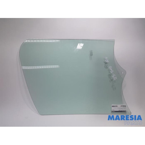 Renault - Trafic - Door window 2-door, right