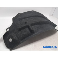Renault - Megane - Wheel arch liner