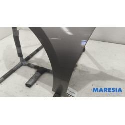 Renault - Megane - Front wing, left