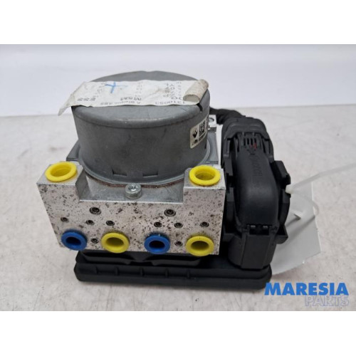 Renault - Megane - ABS Pumpe
