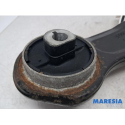 Renault - Megane - Front lower wishbone, right