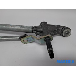 Renault - Megane - Wiper mechanism