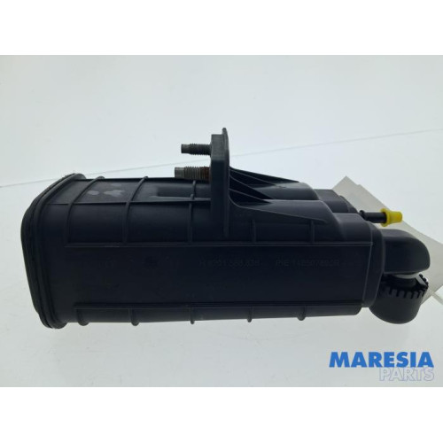 Renault - Clio - Carbon filter
