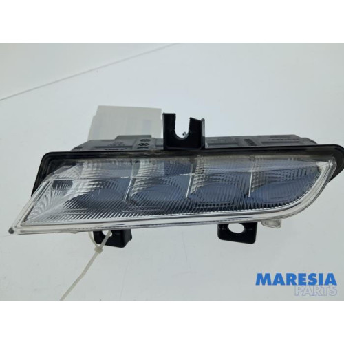 Renault - Clio - Dagrijverlichting links