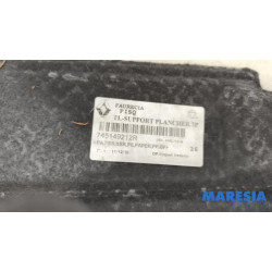 Renault - Espace - Floor panel load area