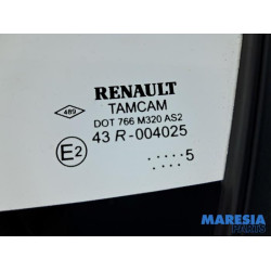 Renault - Clio - Quarter light, front right