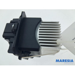 Renault - Clio - Heater resistor